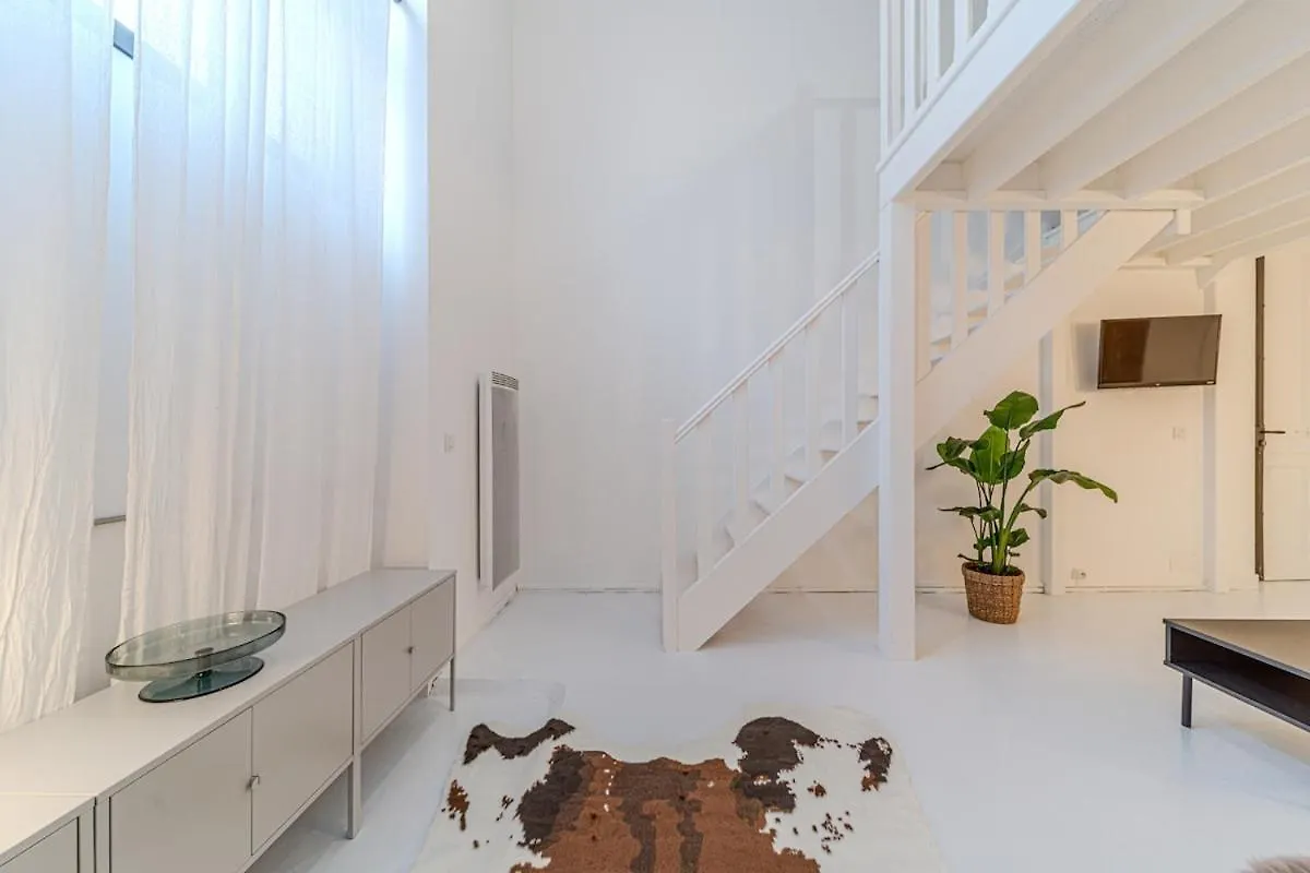 شقة Duplex Elegant Et Calme, Plein Centrre ليون فرنسا